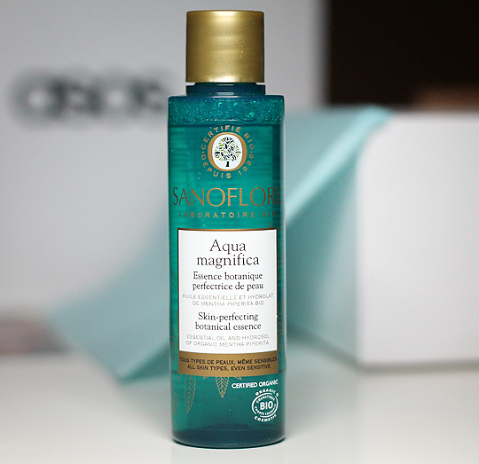 Sanoflore: Aqua Magnifica skin-perfectin botanical essence