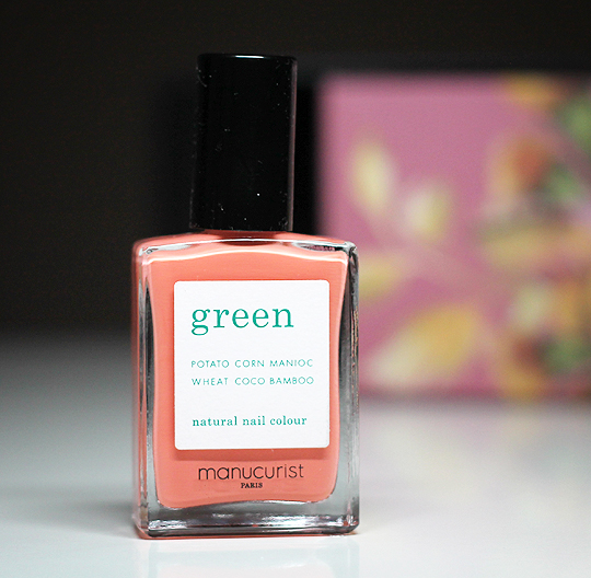 (Manucurist) Green Natural Nail Colour in "Bird of Paradise"